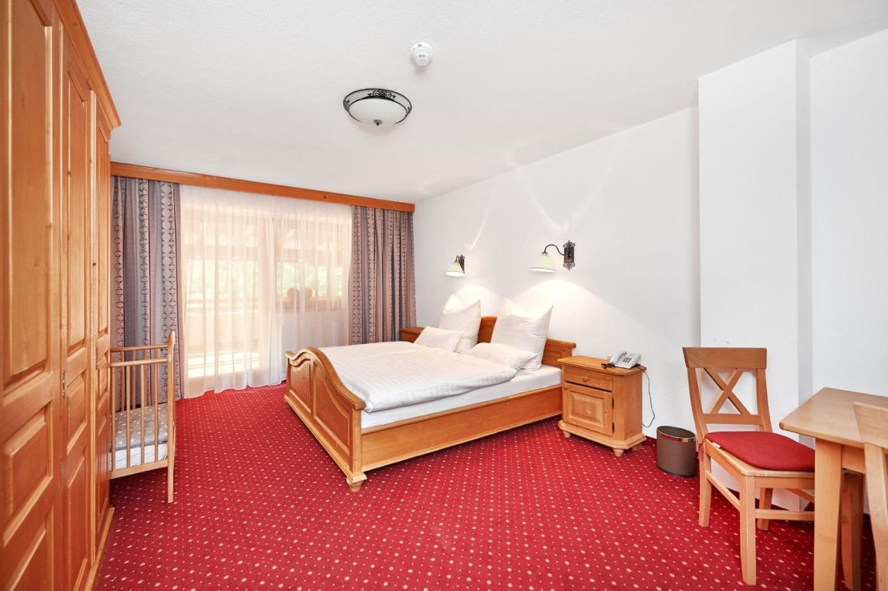 Hotel Zum Sternenhof Kossen Exterior photo
